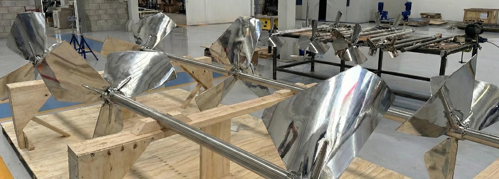 Large-scale industrial mixing equipment