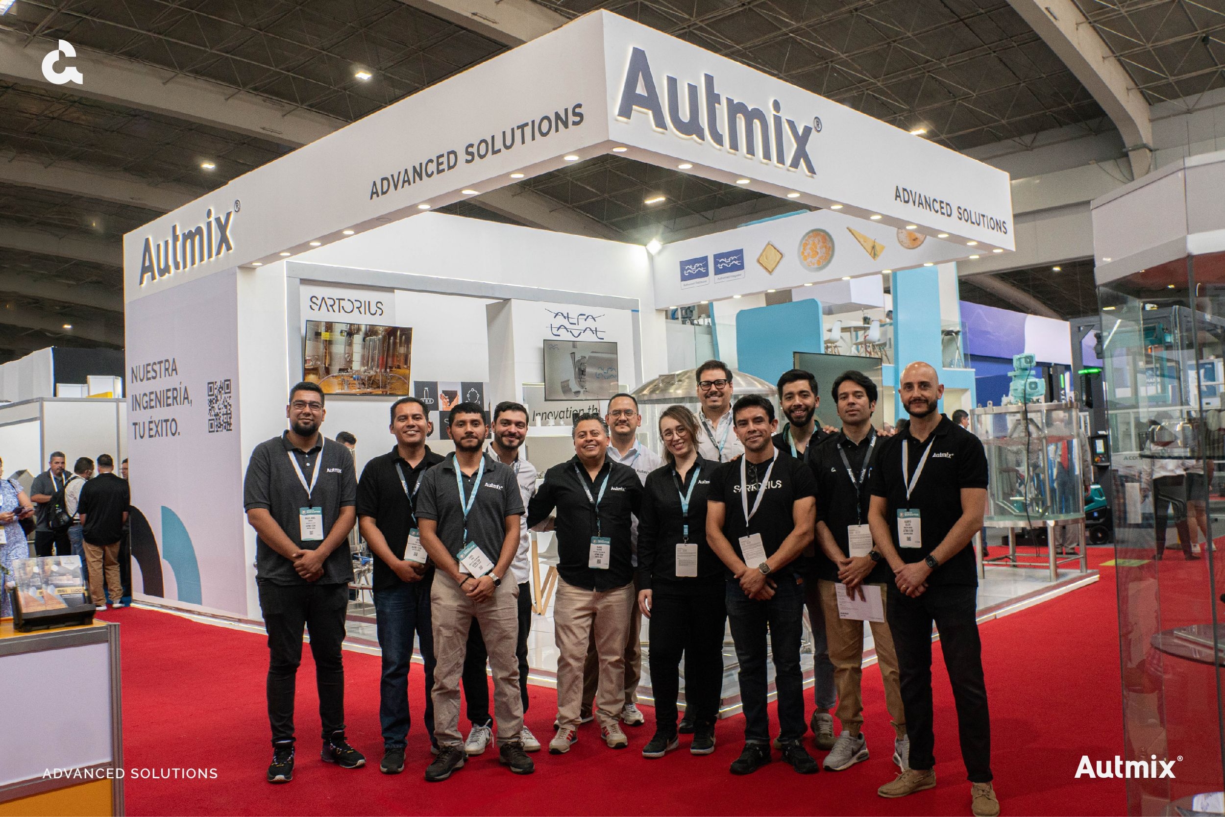 Team Autmix in Expo Pack 2024 Mexico City.