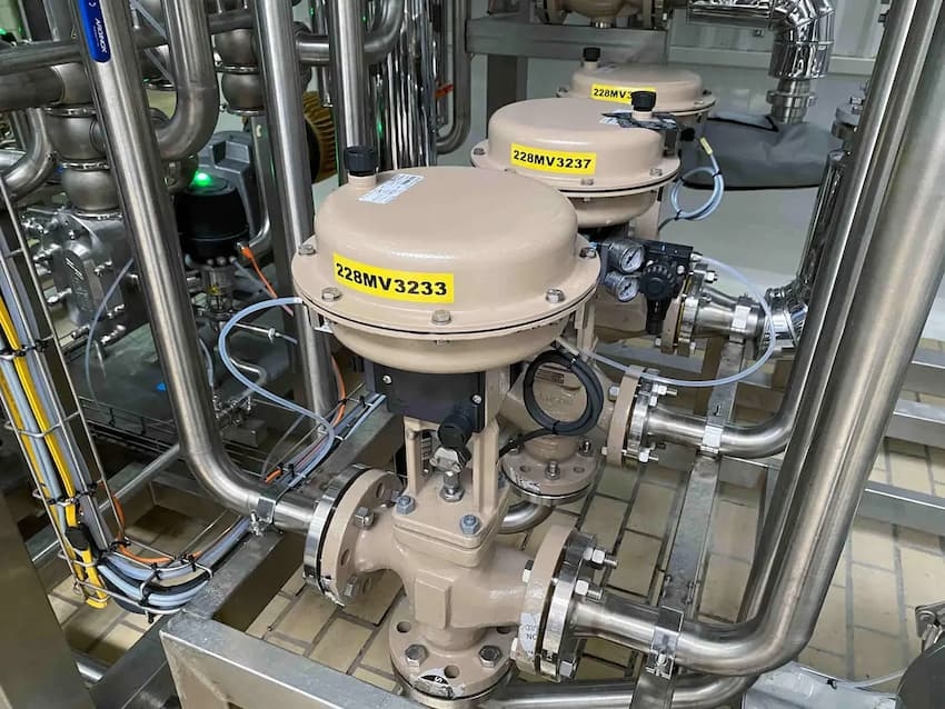 Integration of processing equipment such as valves, pumps or separators.